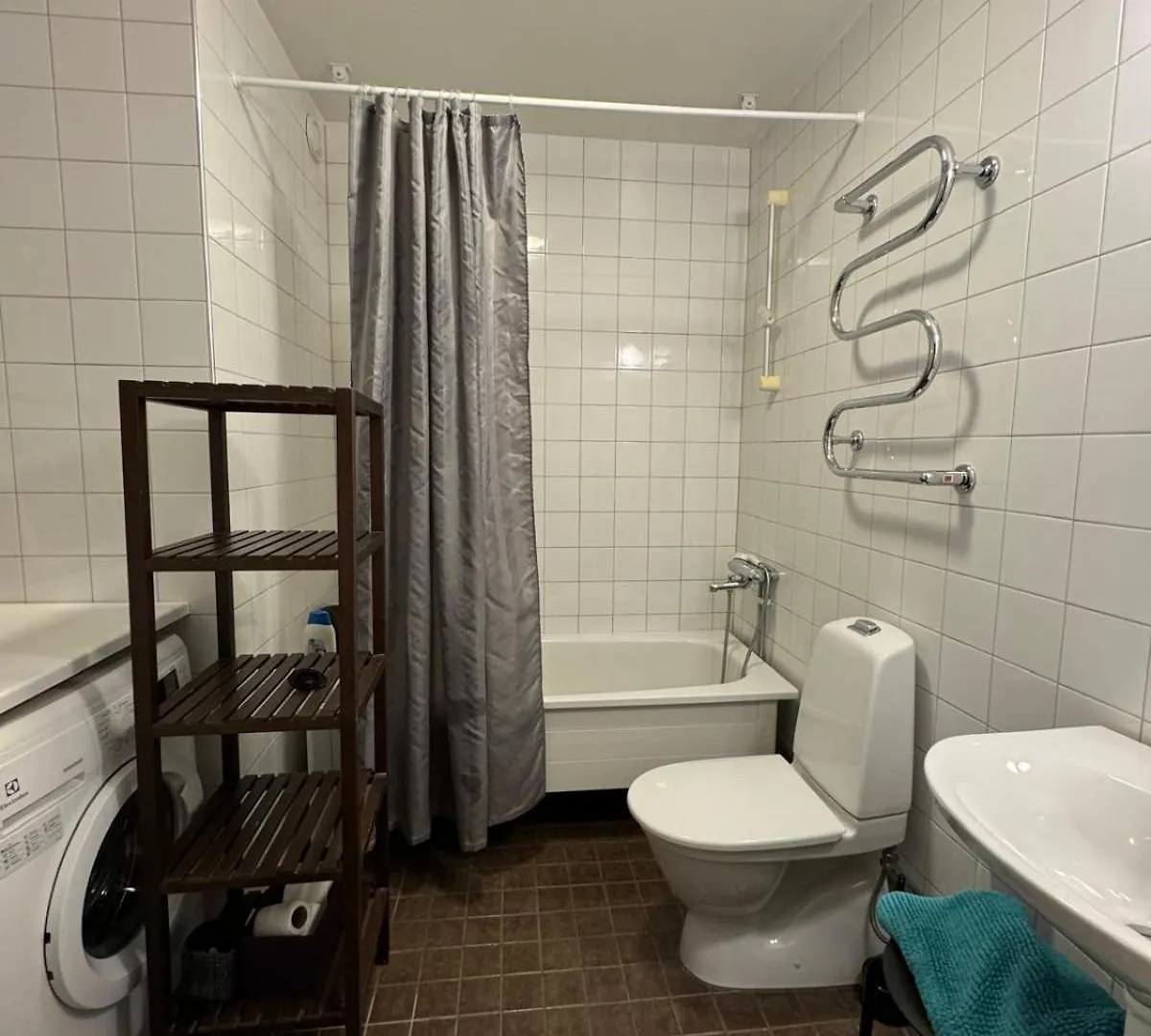 Charmig Laegenhet Med Balkong Naera Stockholm City